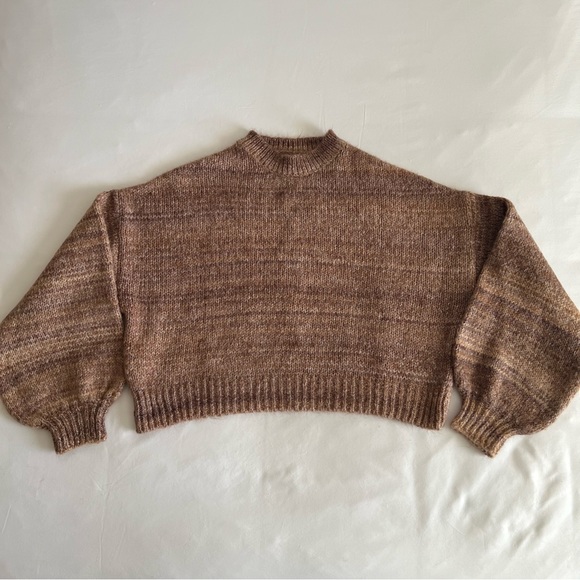 Urban Outfitters Sweaters - Urban Outfitters Cropped Sweater